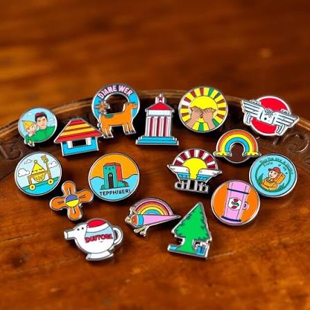 How Custom Lapel Pins Move From Sketch to Finished Enamel